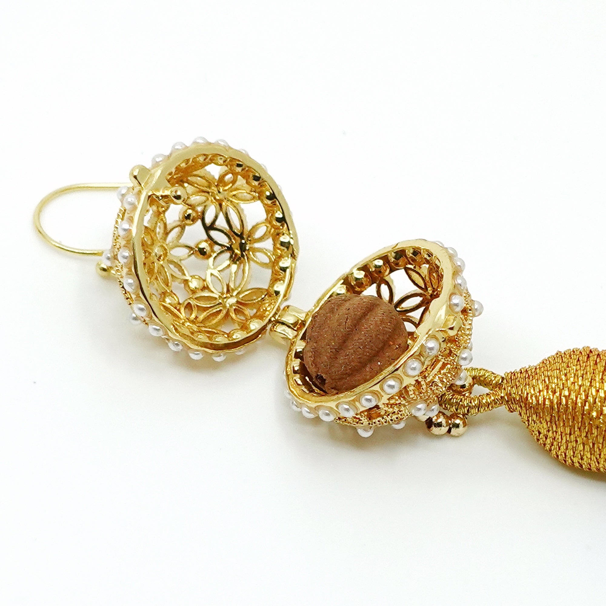 YouBella Jewellery Earings Crystal Tassel Handmade Earrings for Girls and  Women (Red) : Amazon.in: Fashion